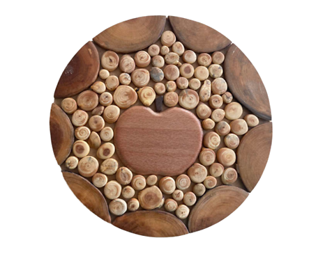 Дървена дъска за топли съдове с елемент Ябълка 18см