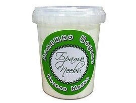 Братя Пееви домашно цедено кисело мляко 500 г